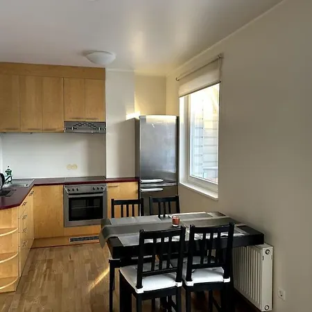 Apartment Avar Roduga Korter Vaikses Kesklinnas *
