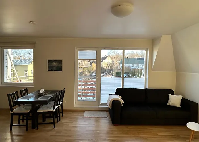 Avar Roduga Korter Vaikses Kesklinnas Apartament *