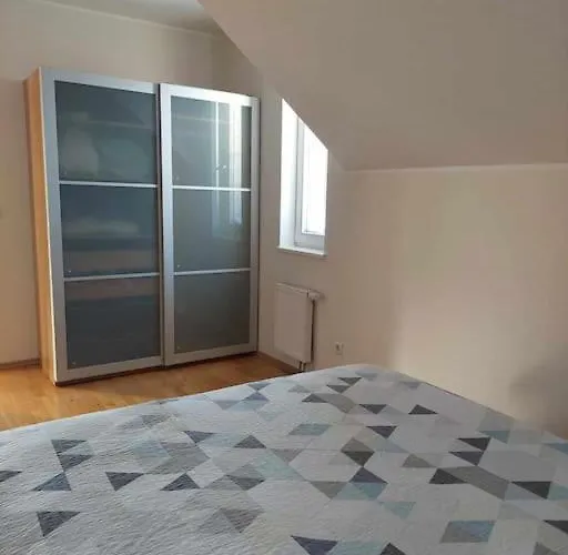 Avar Roduga Korter Vaikses Kesklinnas *